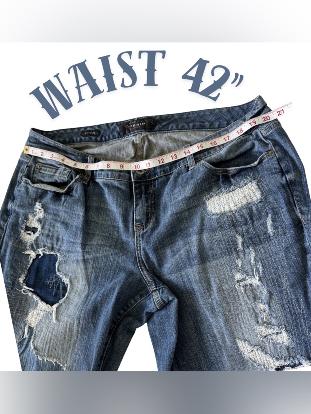 Torrid Distressed Jeans Size 18 Regular Ripped Blue Denim Excellent - Picture 3 of 4